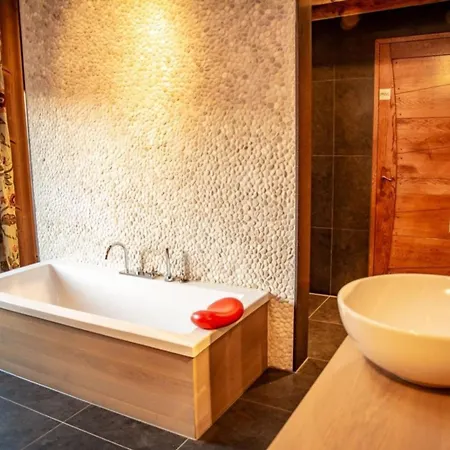 Chalet La Coste - Alpes Francaise Semesterbostad *